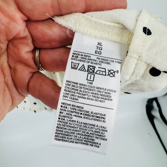 Old Navy Cream & Black Polka Dot Peplum Top Women’s Size XL - Picture 7 of 8